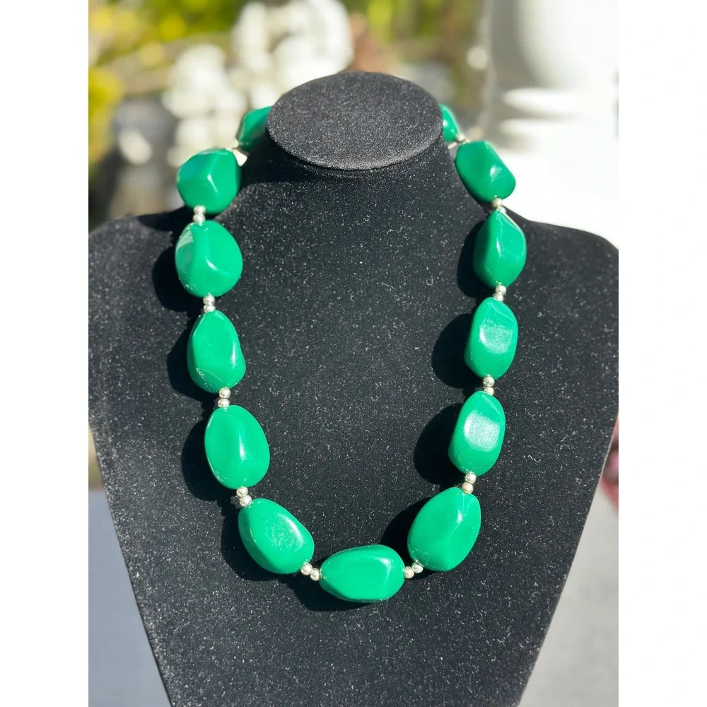 Lane Bryant Green Chunky Bead Statement Necklace Emerald Resin Silver Tone‎ New